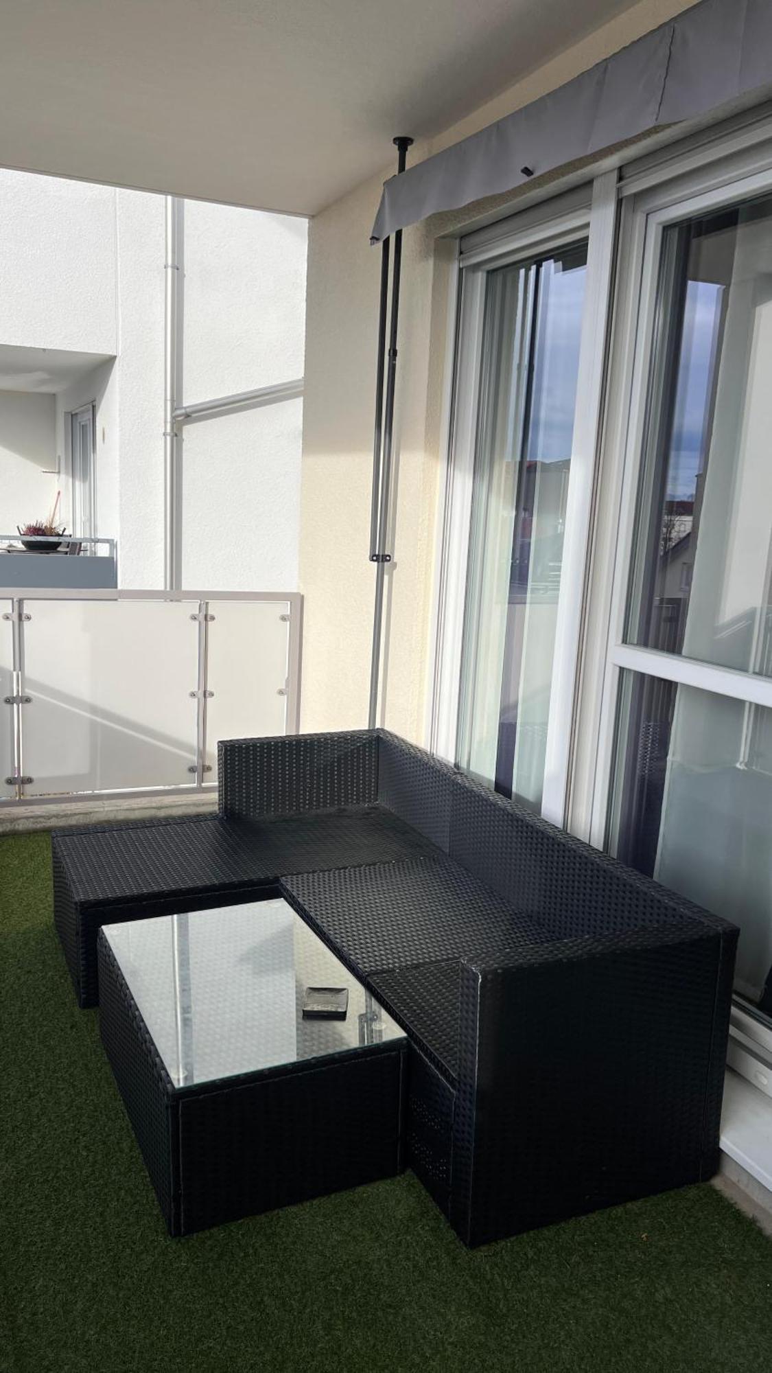 Grosse Ferienwohnung In Augsburg Mit Balkon Luaran gambar