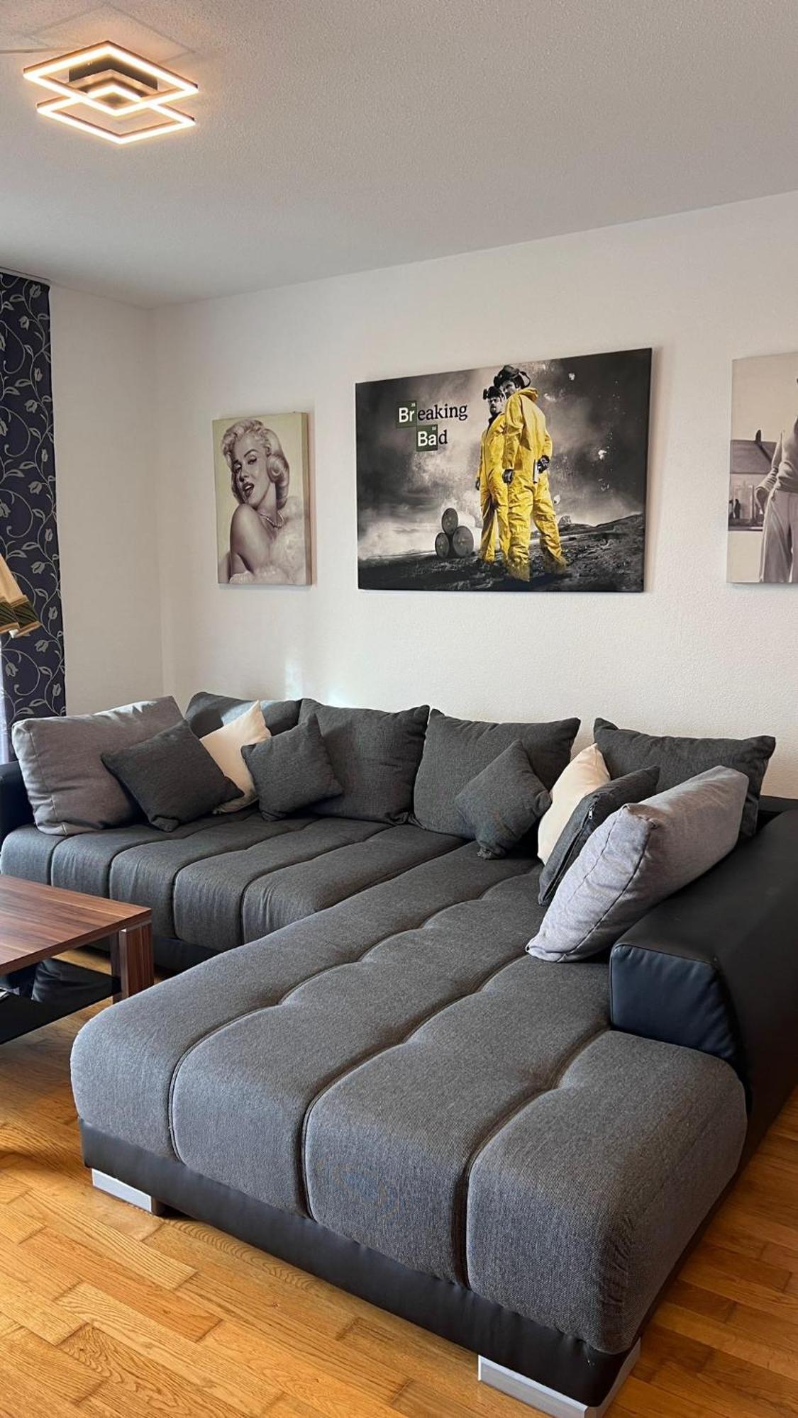 Grosse Ferienwohnung In Augsburg Mit Balkon Luaran gambar
