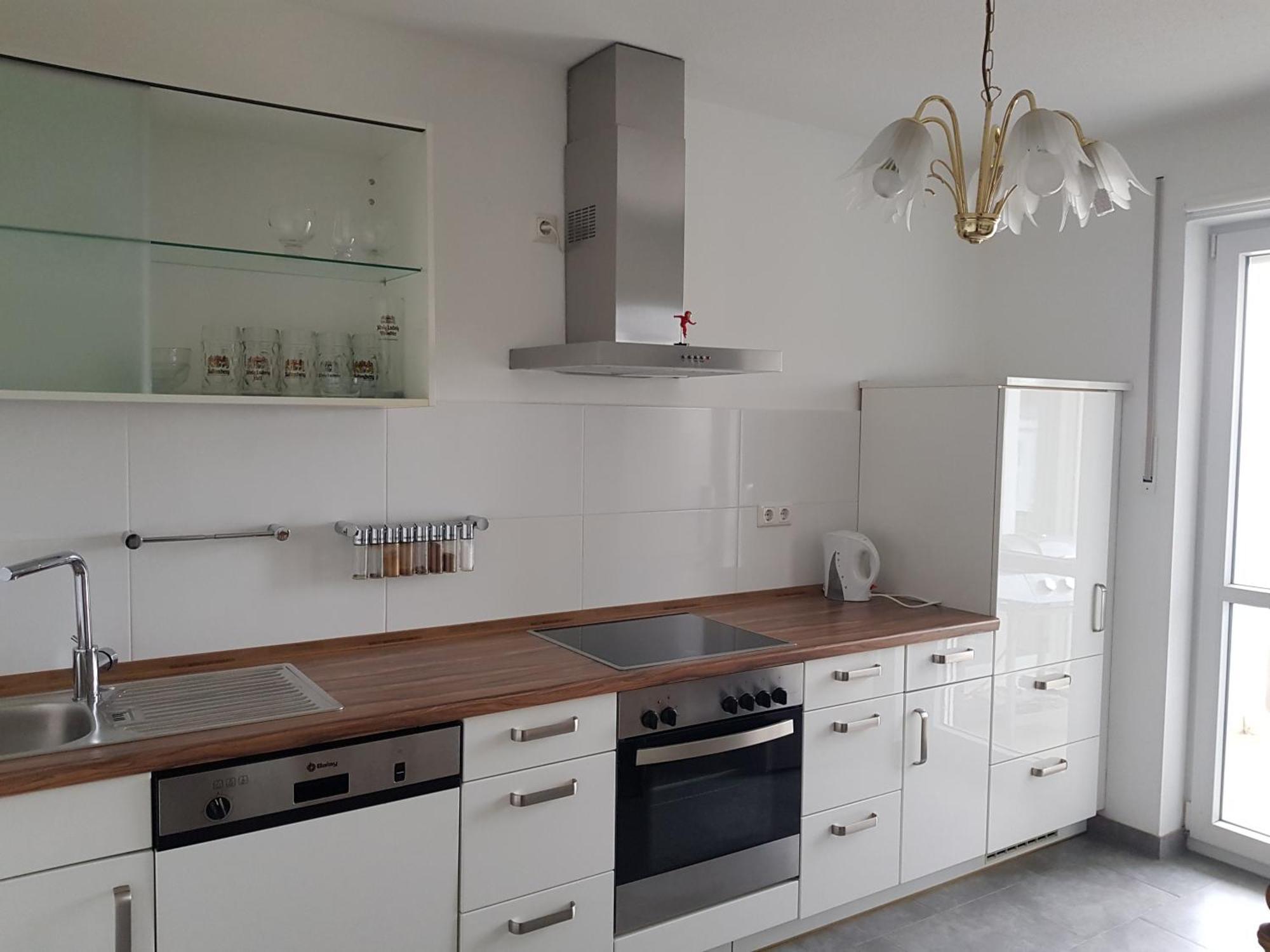 Grosse Ferienwohnung In Augsburg Mit Balkon Luaran gambar